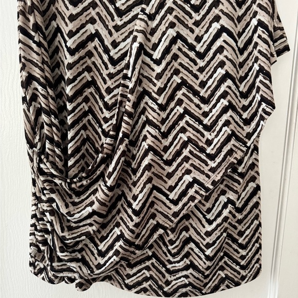 Dana Buchman Tan, Brown and Black Chevron Blouse - Picture 3 of 9
